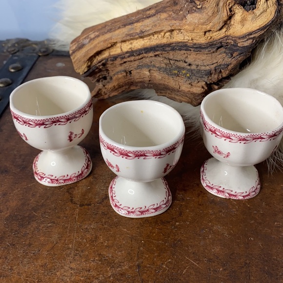. Vintage Arabia Ceramic Egg Cups - Red Floral Pattern Server Egg Cups - Picture 2 of 5